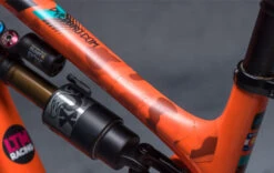 Dyedbro Frame Protectie Kit Camo - Zwart Glans 7 Dyedbro Frame Protectie Kit Camo - Zwart Glans -Sram Hope Winkel 03 DBF11123