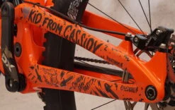 Dyedbro Kit Voor Framebescherming - Kettingzaag Zwart 9 Dyedbro Kit Voor Framebescherming - Kettingzaag Zwart -Sram Hope Winkel 05 DBF11192