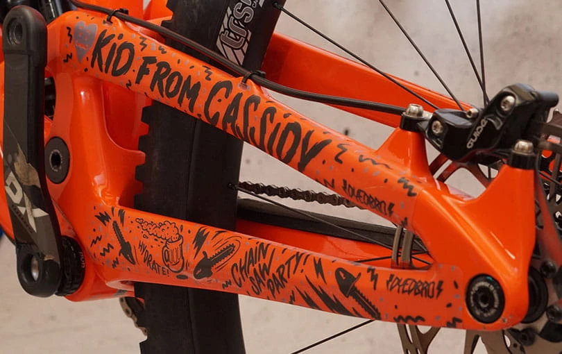 Dyedbro Kit Voor Framebescherming - Kettingzaag Zwart 6 Dyedbro Kit Voor Framebescherming - Kettingzaag Zwart - Afbeelding 4