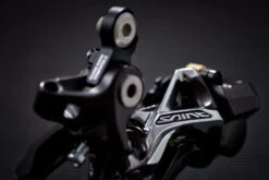 Shimano SAINT Achterderailleur Shadow Plus RD-M820 SS 10-speed 9 Shimano SAINT Achterderailleur Shadow Plus RD-M820 SS 10-speed -Sram Hope Winkel saint schaltwerk shadow plus rd m820 ss 10 fach 66895